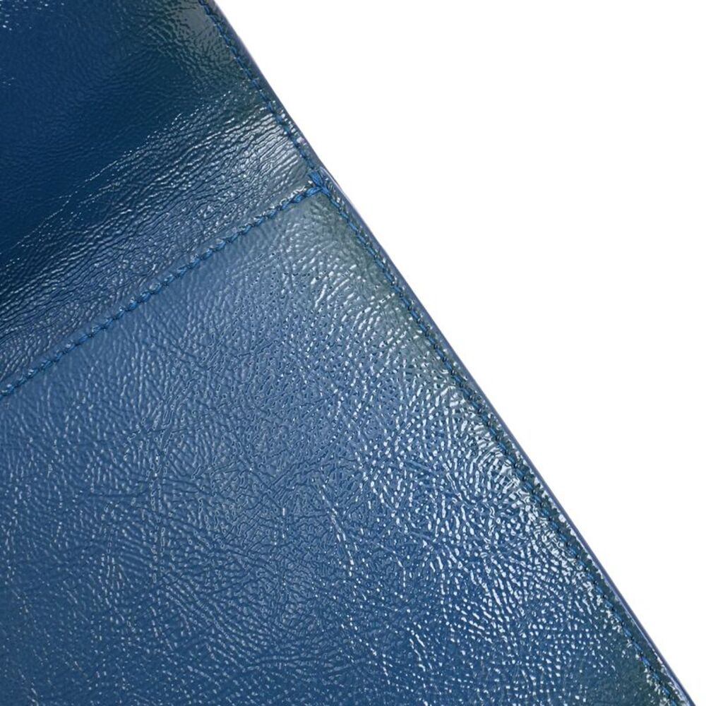 Yves Saint Laurent Large Belle de Jour Clutch Bag in Blue Textured Patent - Picture 3 of 12
